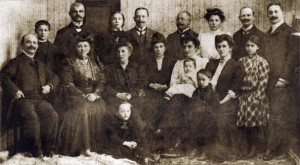 202 Żydowscy kupcy z Olesna 1907r.